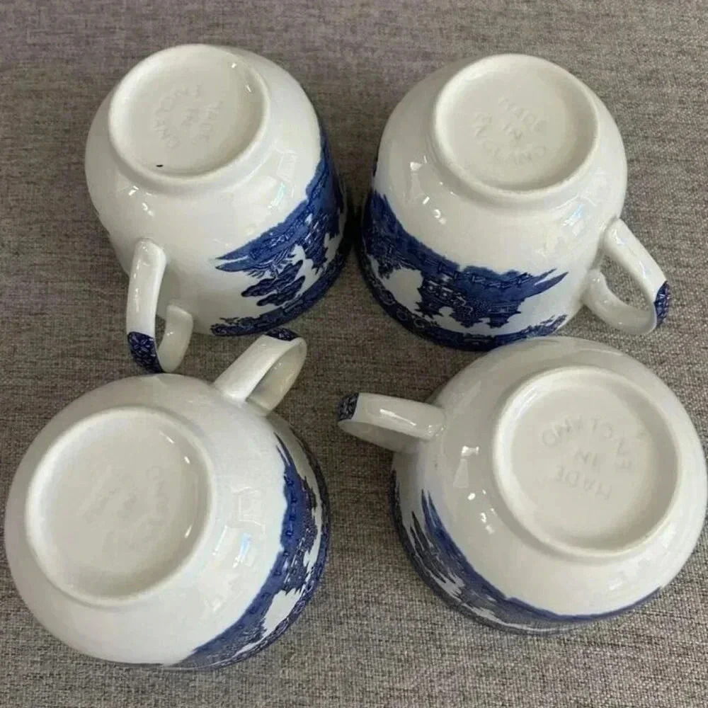 Vintage Set of 4 Blue & White - Blue Willow Coffee Cups Mugs Made In England - Picture 3 of 7